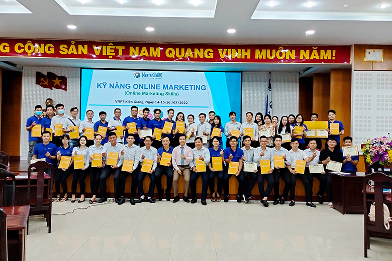 Khoa-hoc-ky-nang-online-Marketing-GV-Paul-huynh (17)