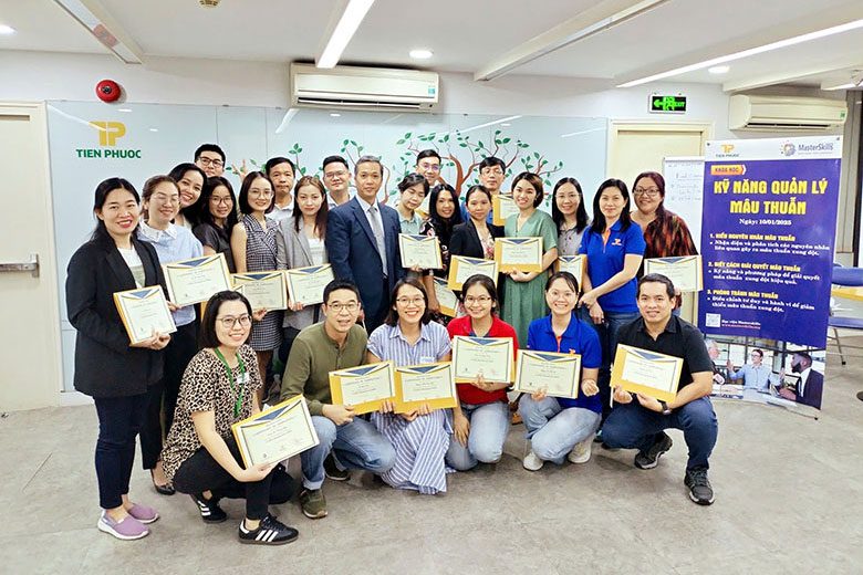Khoa-Hoc-Giai-Quyet-Mau-Thuan_Xung-Dot-Cty-Tien_Phuoc-Masterskills