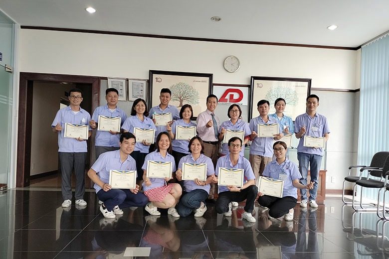 Khoa-Hoc-Ky-Nang-Quan-Ly-Cap-Trung-GV-Paul-Huynh (4)