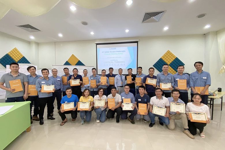 Paul-huynh-Ky-Nang-Phan-Bien-Dien-luc-Mong-Duong